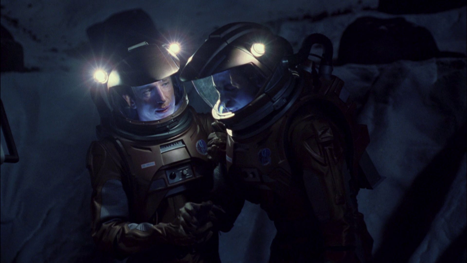 extant_StarTrek_ENT_1x08-BreakingTheIce_3007.jpg
