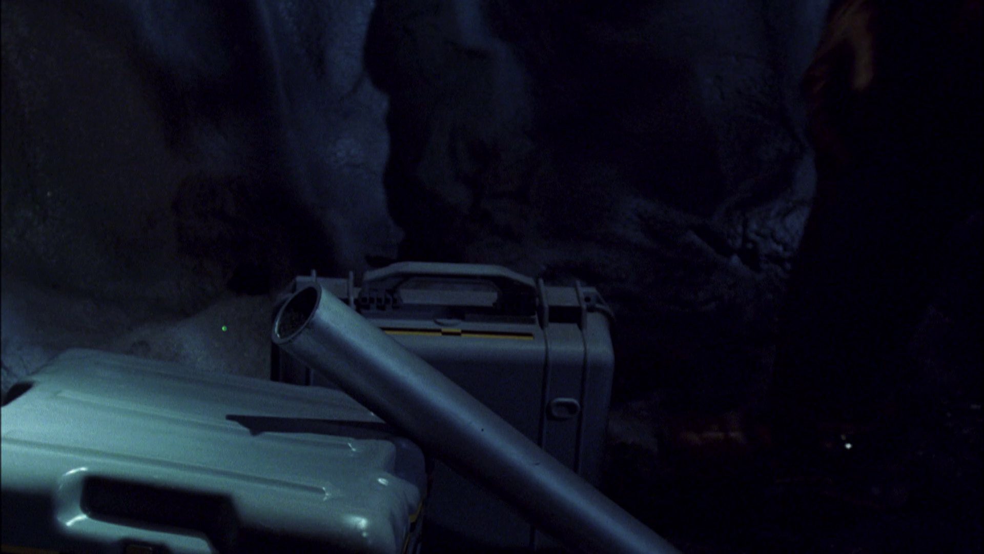 extant_StarTrek_ENT_1x08-BreakingTheIce_3016.jpg