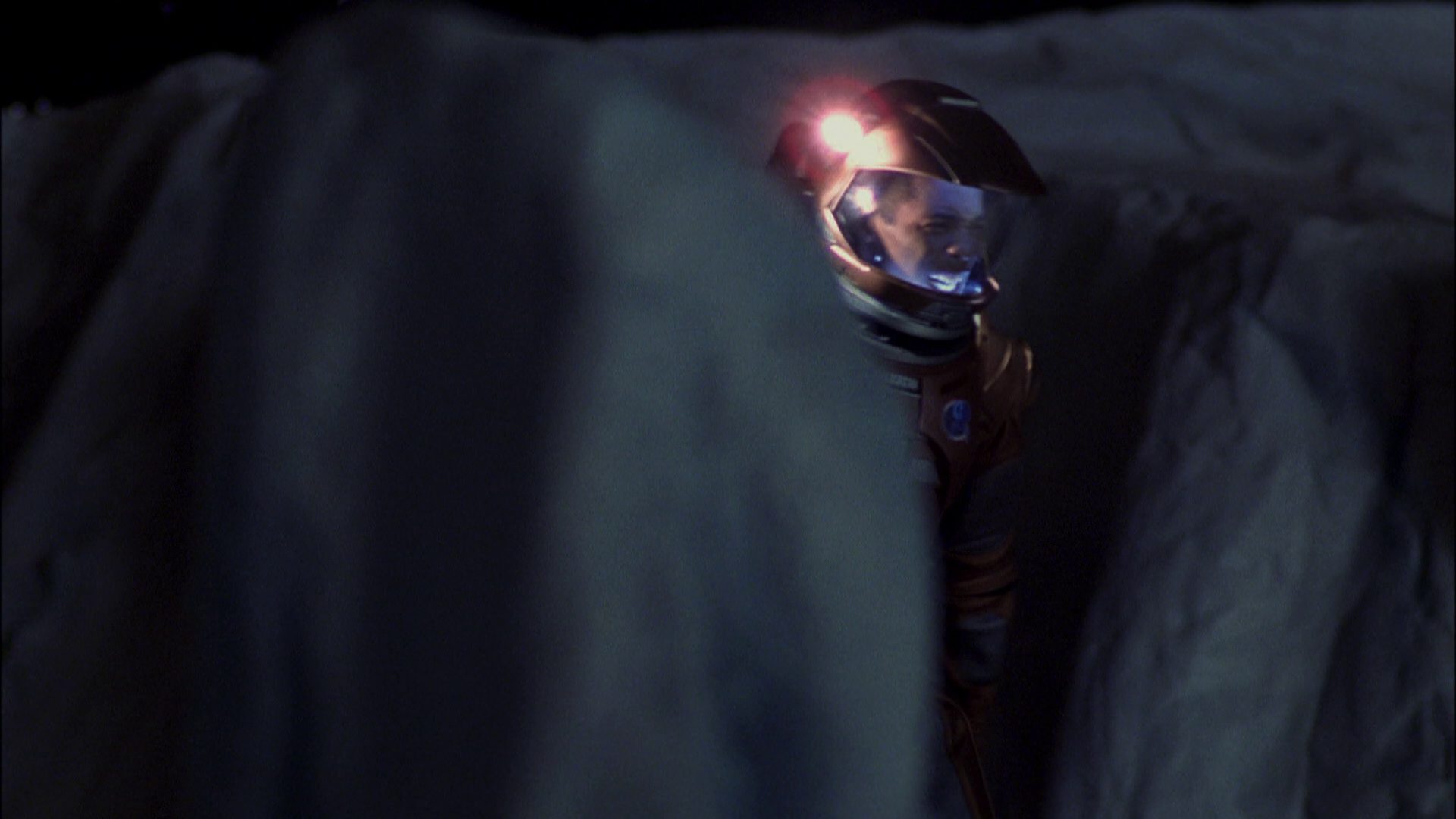 extant_StarTrek_ENT_1x08-BreakingTheIce_3038.jpg