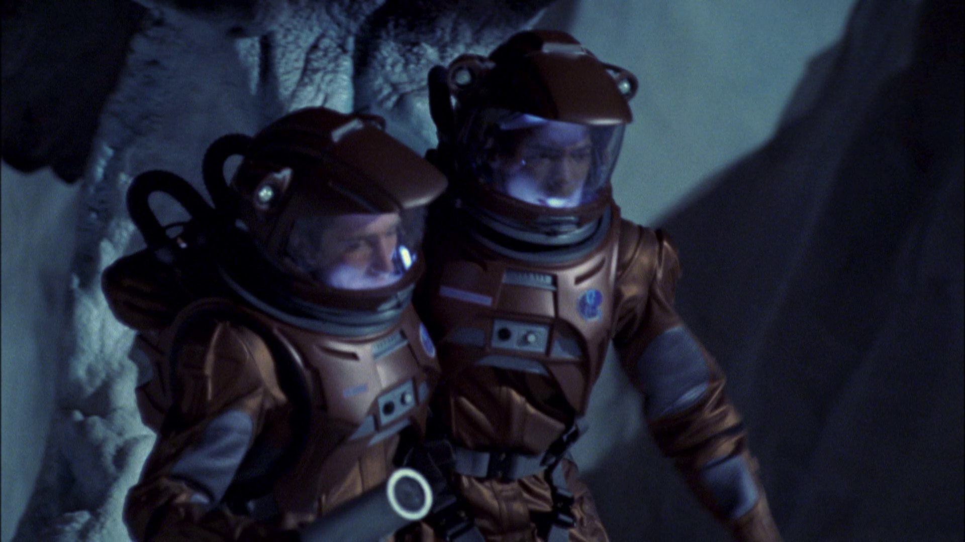 extant_StarTrek_ENT_1x08-BreakingTheIce_3109.jpg