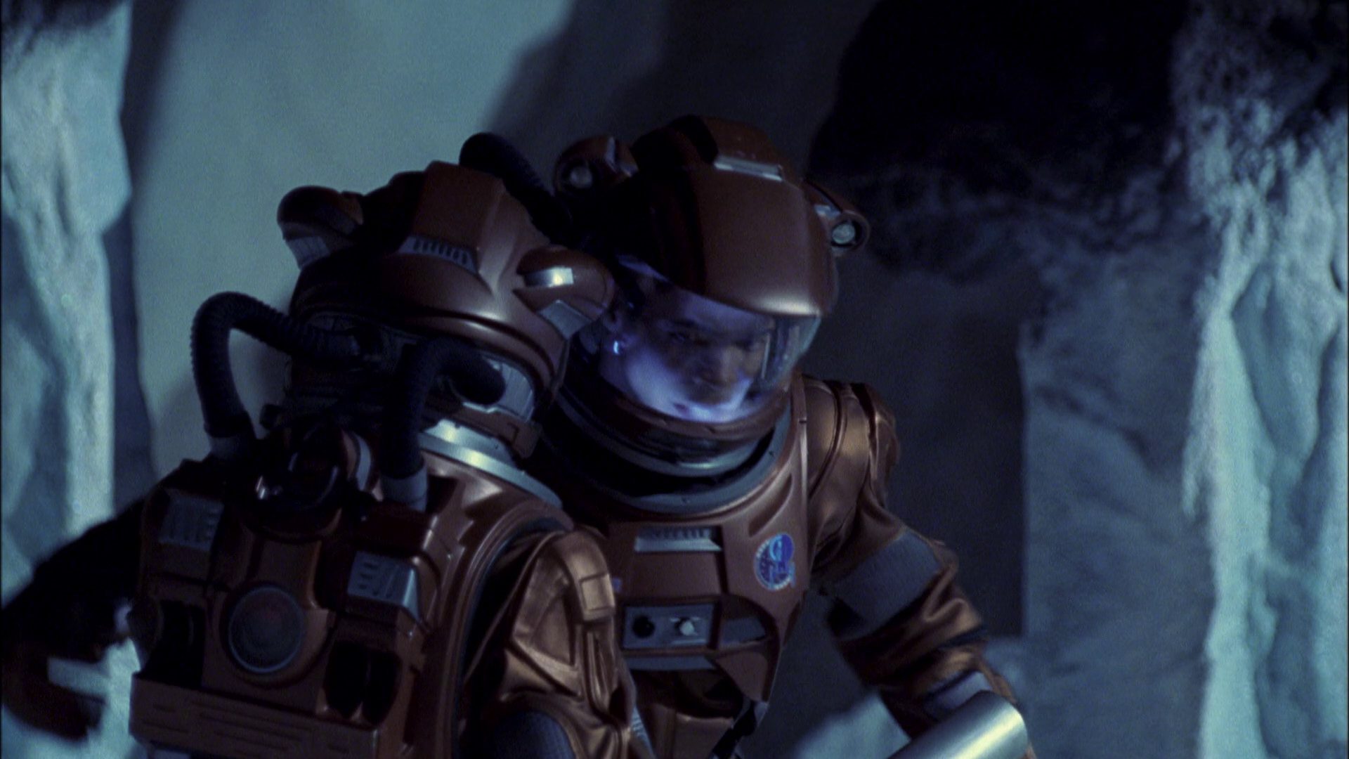 extant_StarTrek_ENT_1x08-BreakingTheIce_3120.jpg