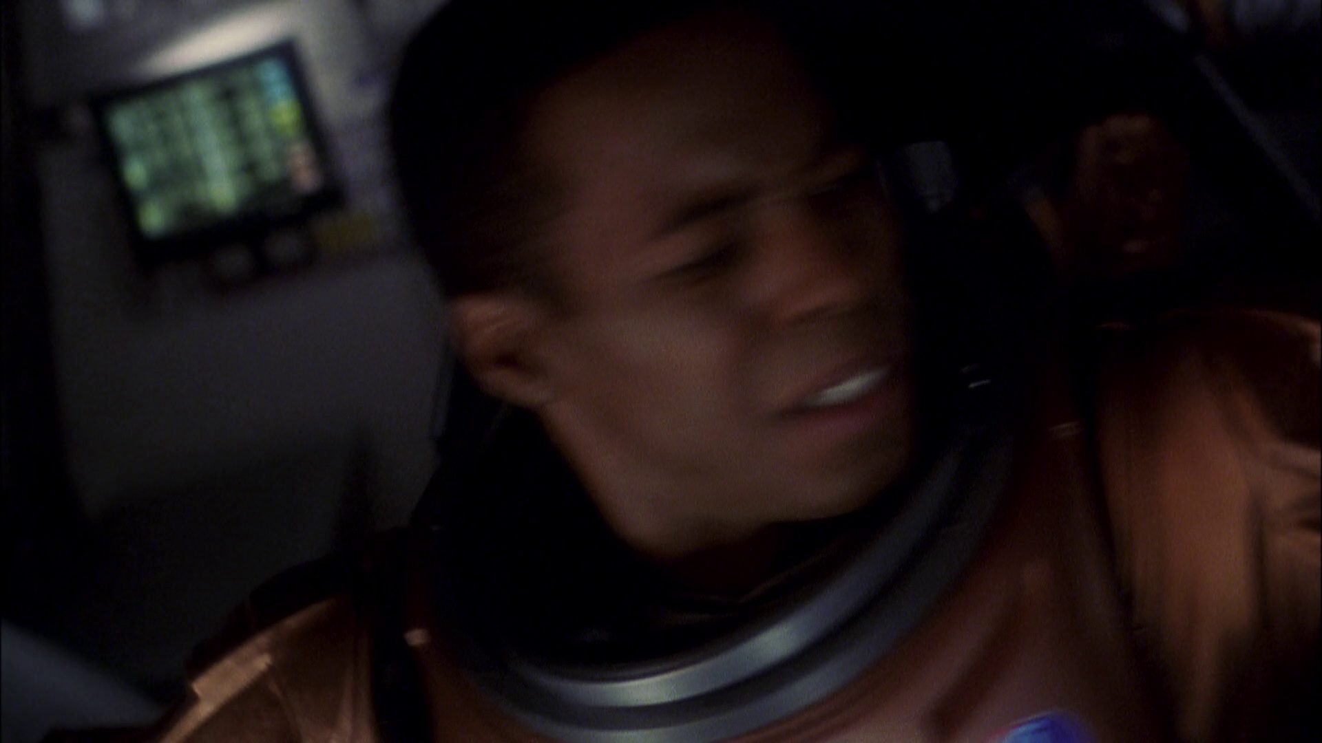extant_StarTrek_ENT_1x08-BreakingTheIce_3181.jpg
