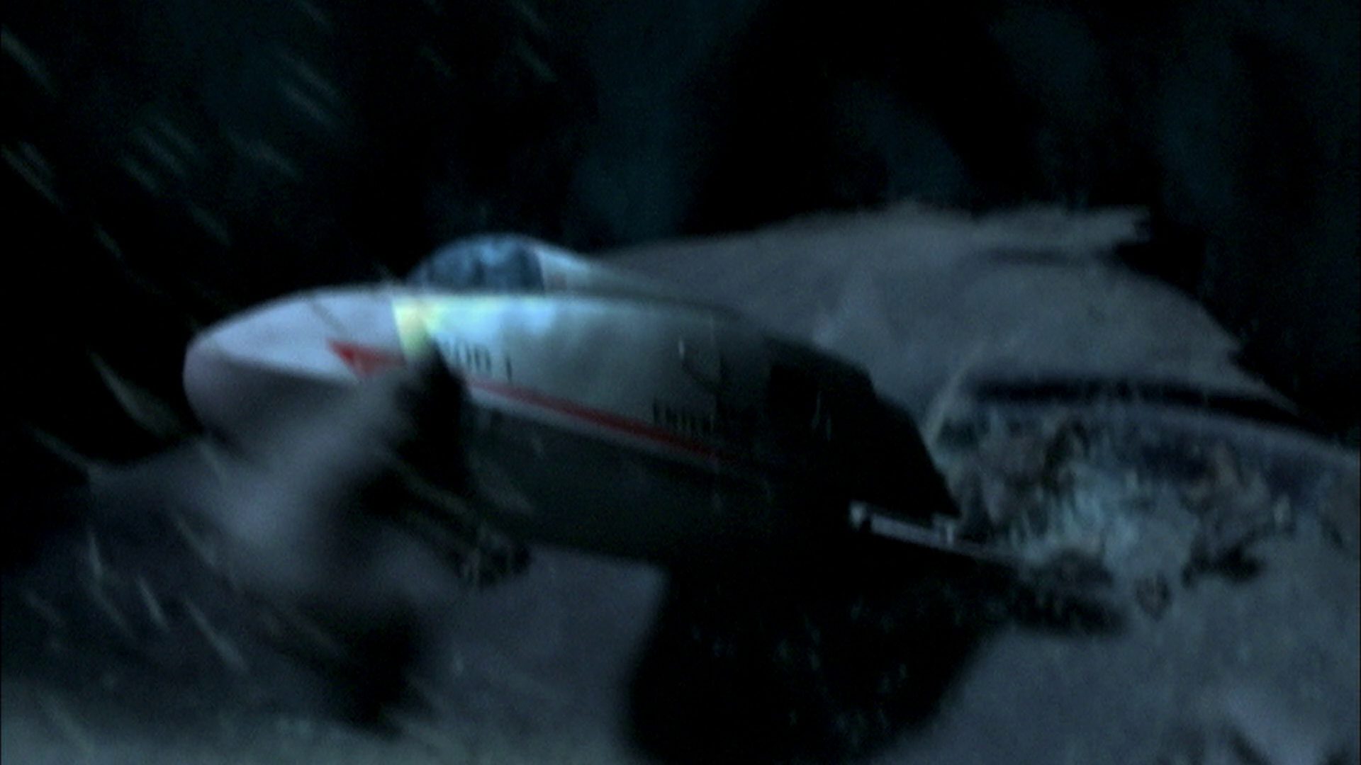 extant_StarTrek_ENT_1x08-BreakingTheIce_3191.jpg