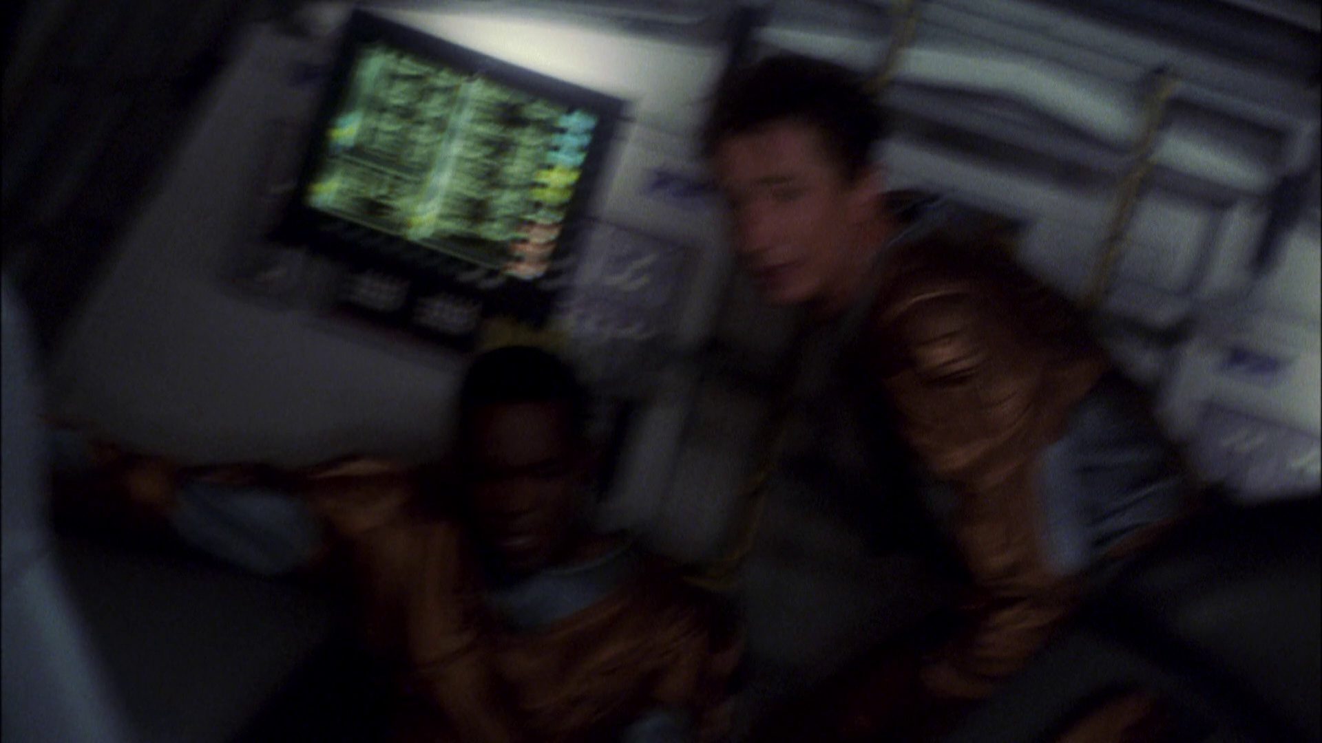 extant_StarTrek_ENT_1x08-BreakingTheIce_3216.jpg
