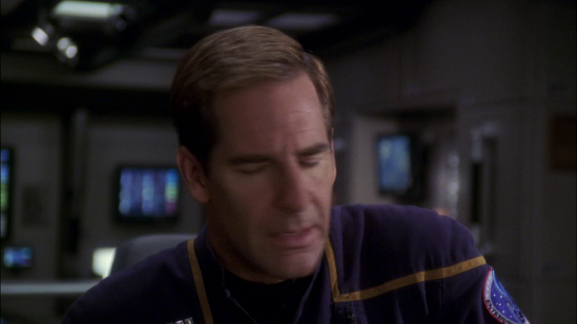 extant_StarTrek_ENT_1x08-BreakingTheIce_3243.jpg