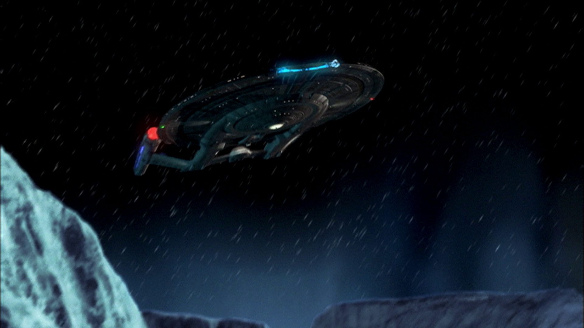 extant_StarTrek_ENT_1x08-BreakingTheIce_3270.jpg