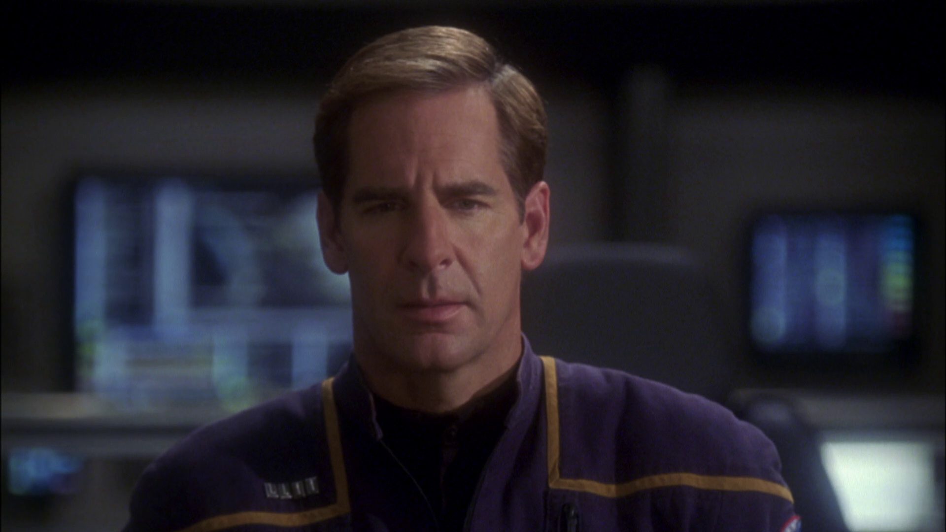 extant_StarTrek_ENT_1x08-BreakingTheIce_3293.jpg