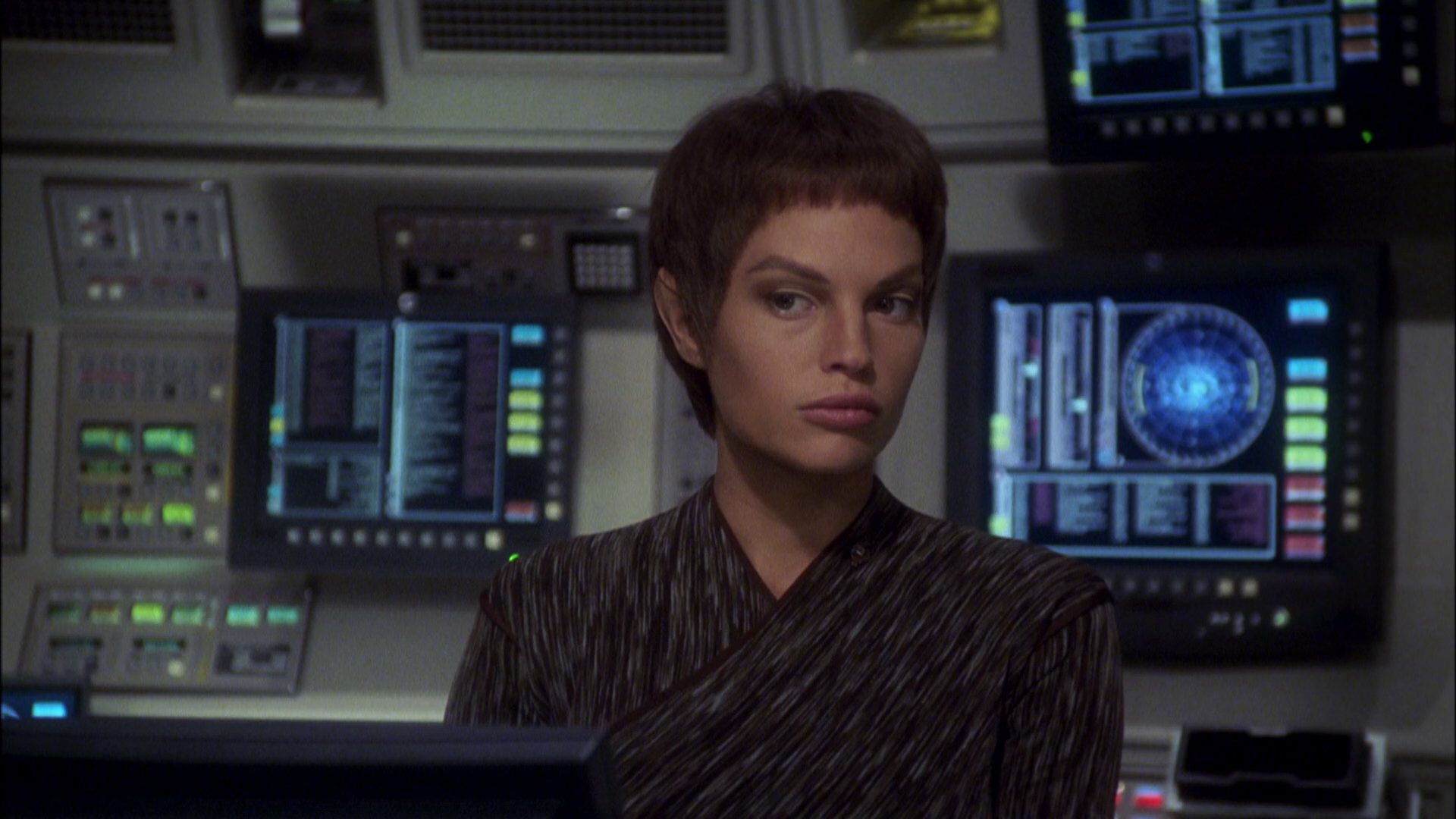 extant_StarTrek_ENT_1x08-BreakingTheIce_3300.jpg