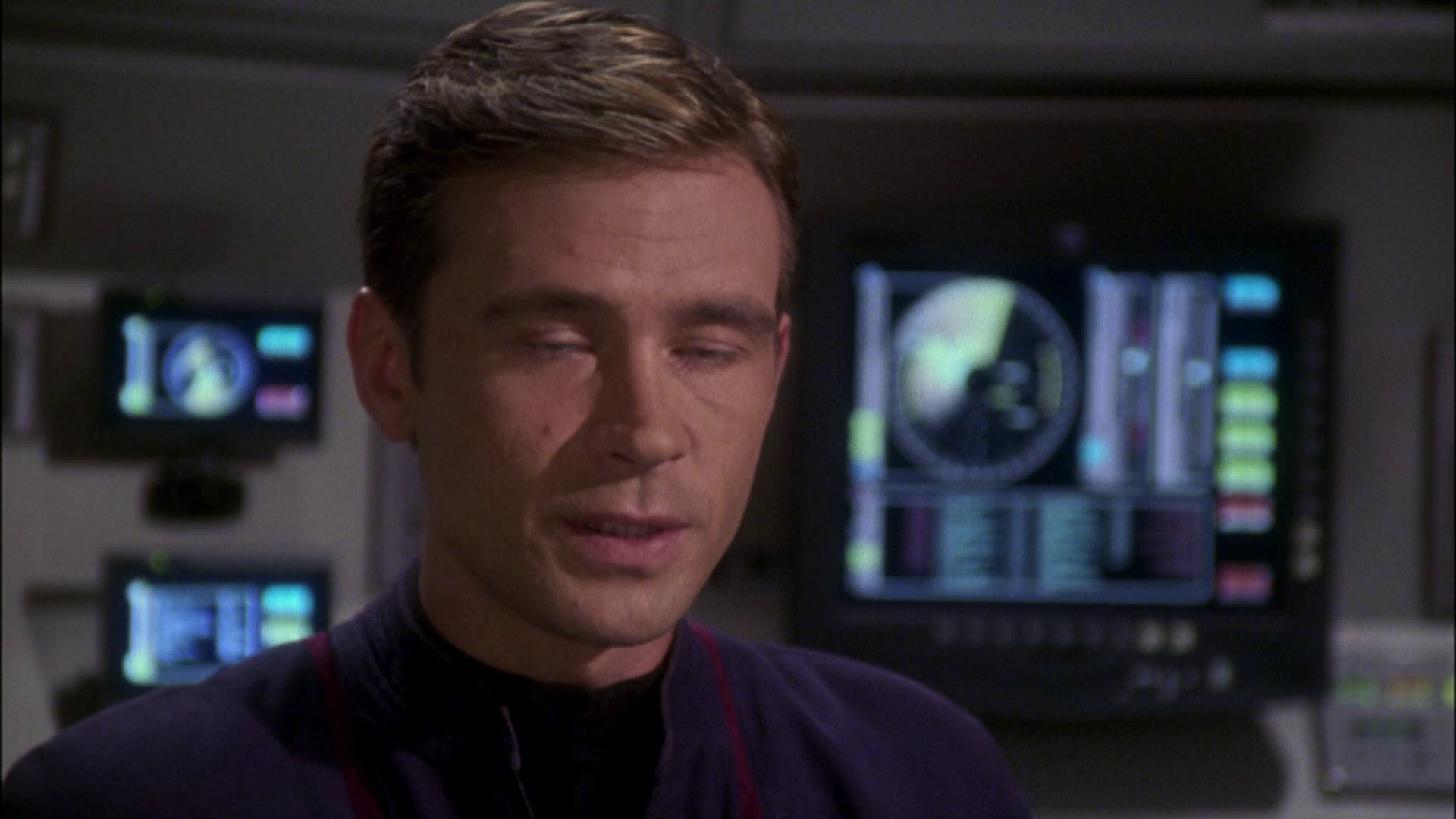 extant_StarTrek_ENT_1x08-BreakingTheIce_3313.jpg