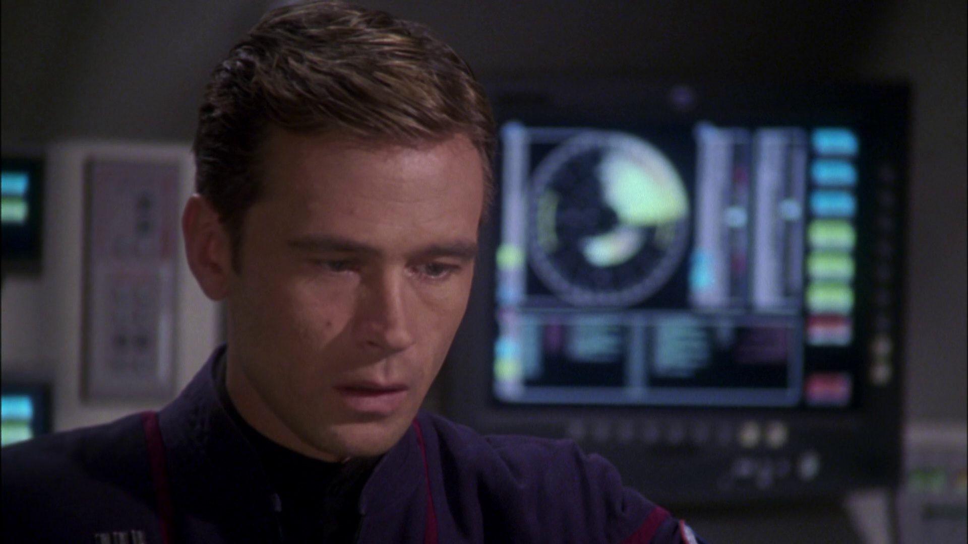 extant_StarTrek_ENT_1x08-BreakingTheIce_3325.jpg