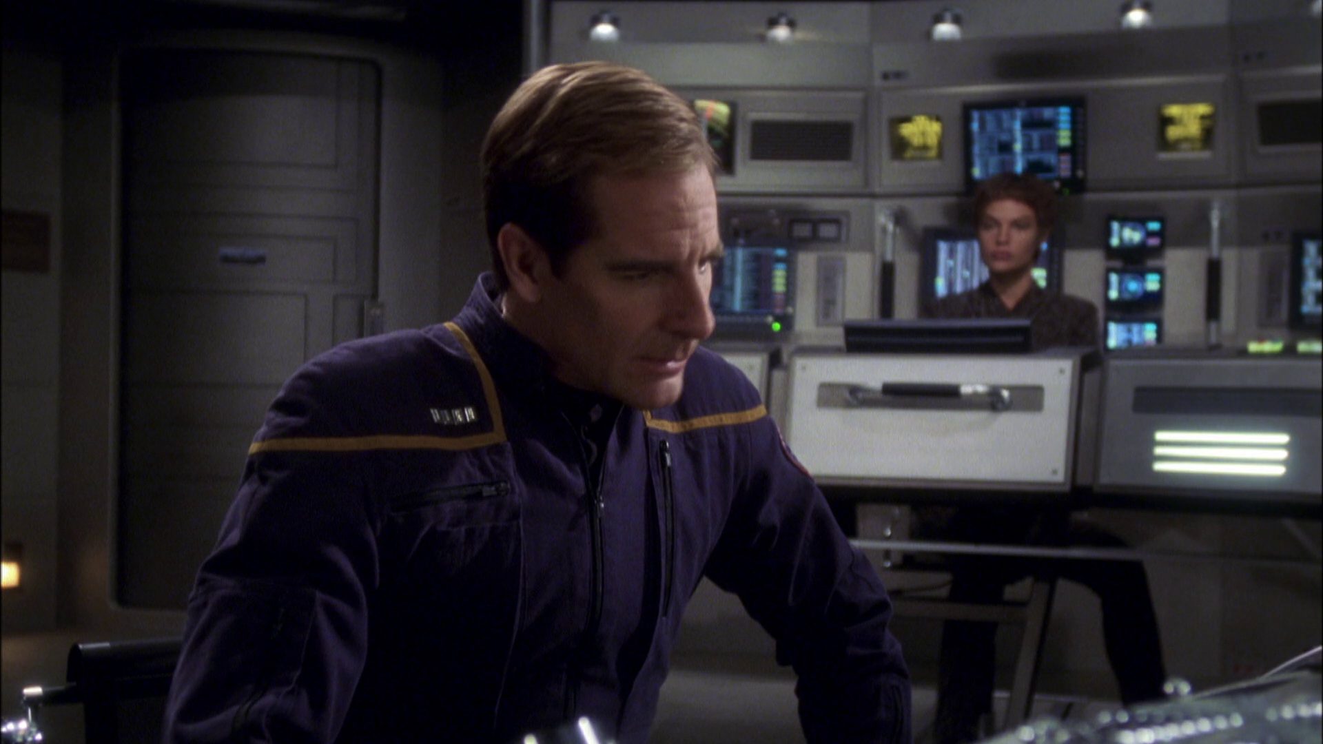 extant_StarTrek_ENT_1x08-BreakingTheIce_3352.jpg