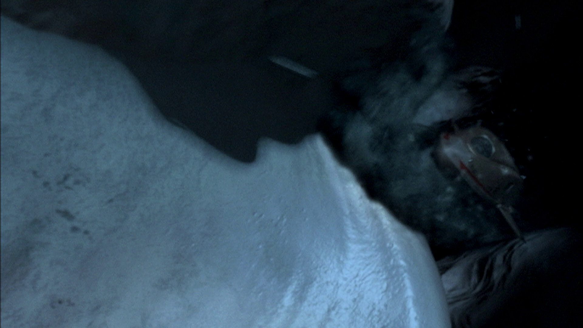 extant_StarTrek_ENT_1x08-BreakingTheIce_3401.jpg