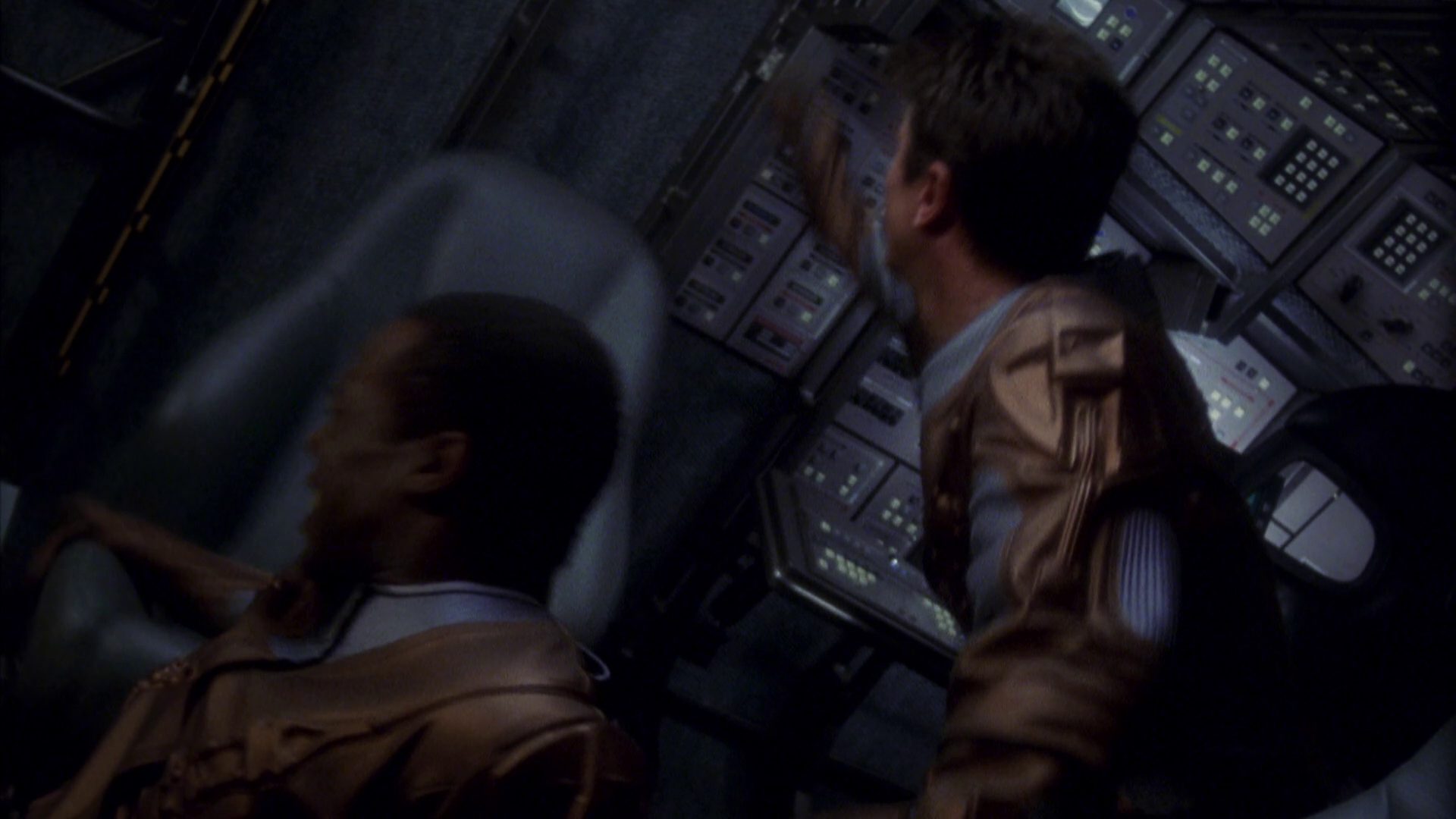 extant_StarTrek_ENT_1x08-BreakingTheIce_3408.jpg