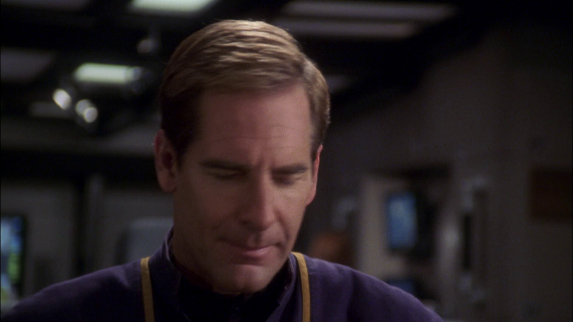 extant_StarTrek_ENT_1x08-BreakingTheIce_3444.jpg