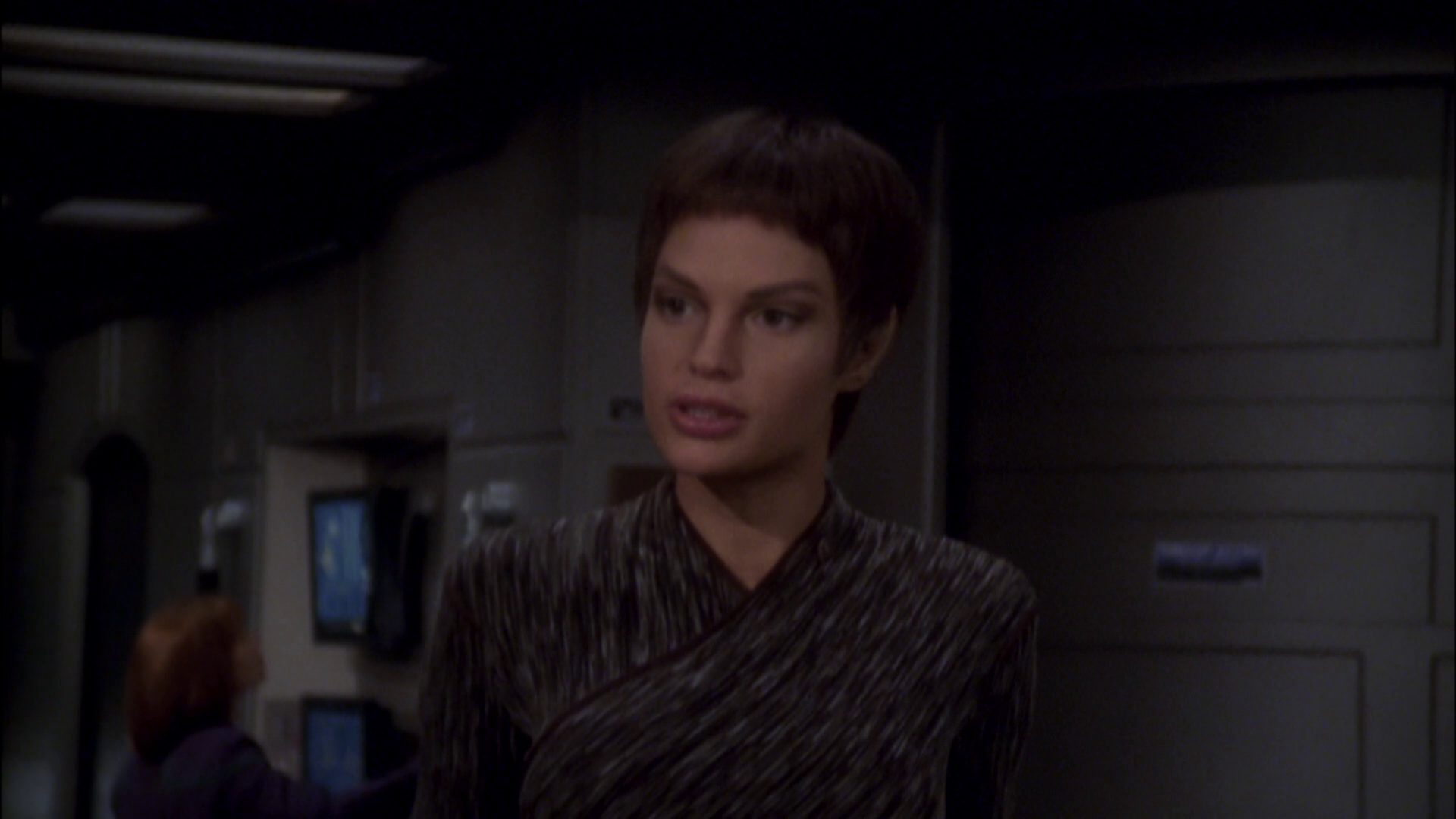 extant_StarTrek_ENT_1x08-BreakingTheIce_3453.jpg