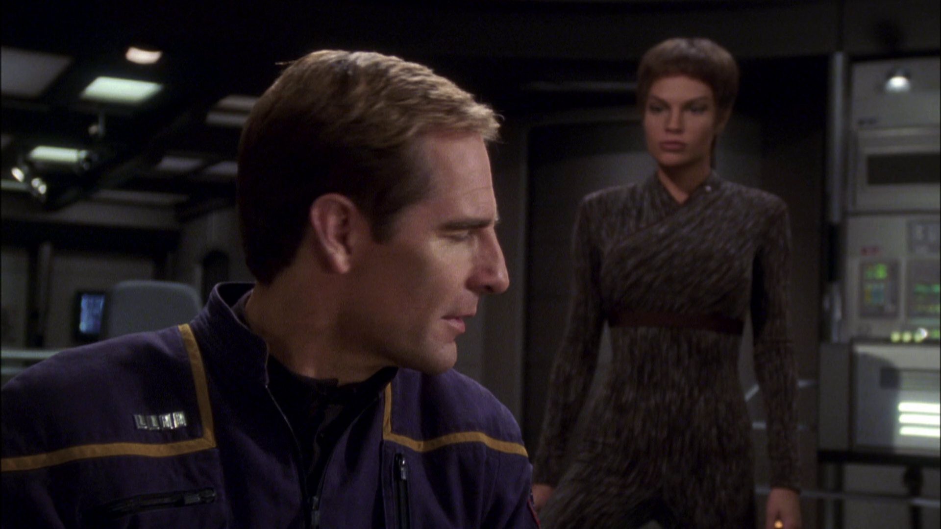 extant_StarTrek_ENT_1x08-BreakingTheIce_3458.jpg