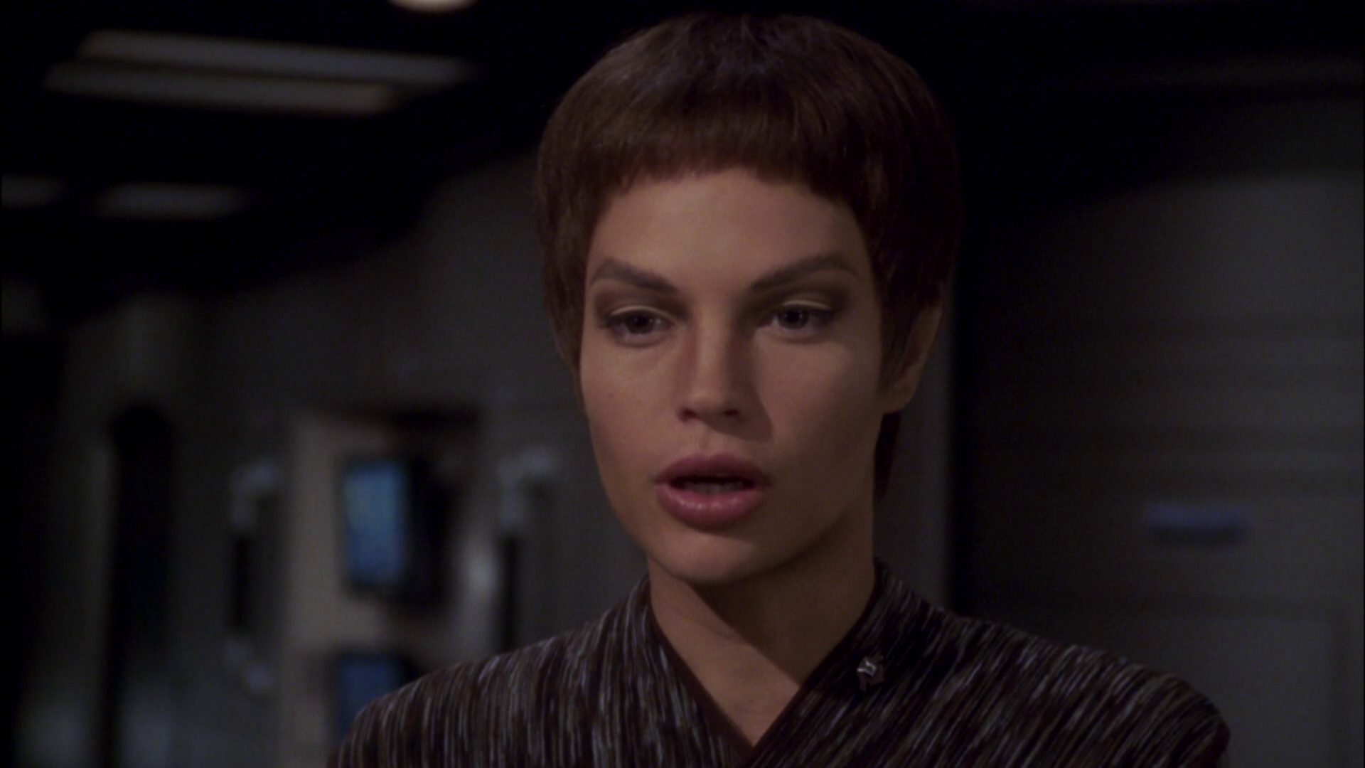 extant_StarTrek_ENT_1x08-BreakingTheIce_3474.jpg