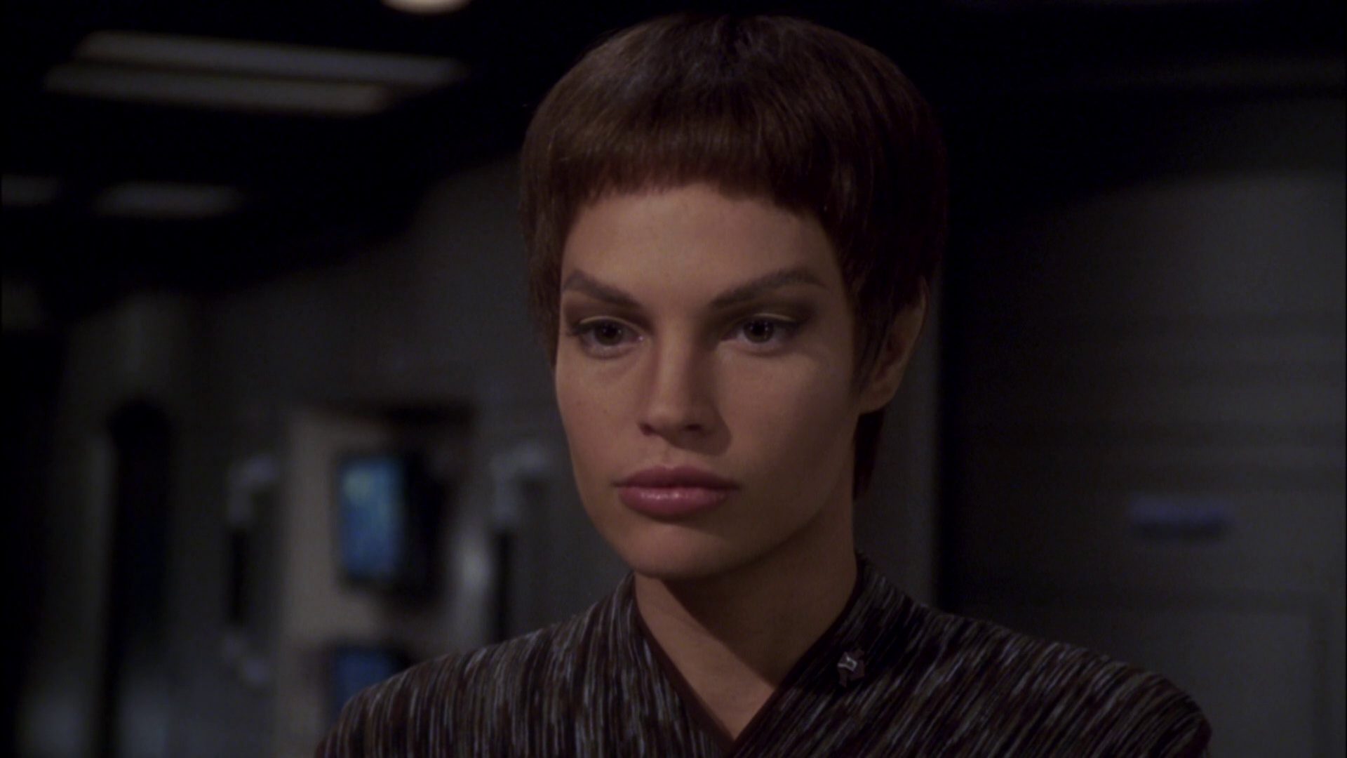 extant_StarTrek_ENT_1x08-BreakingTheIce_3476.jpg