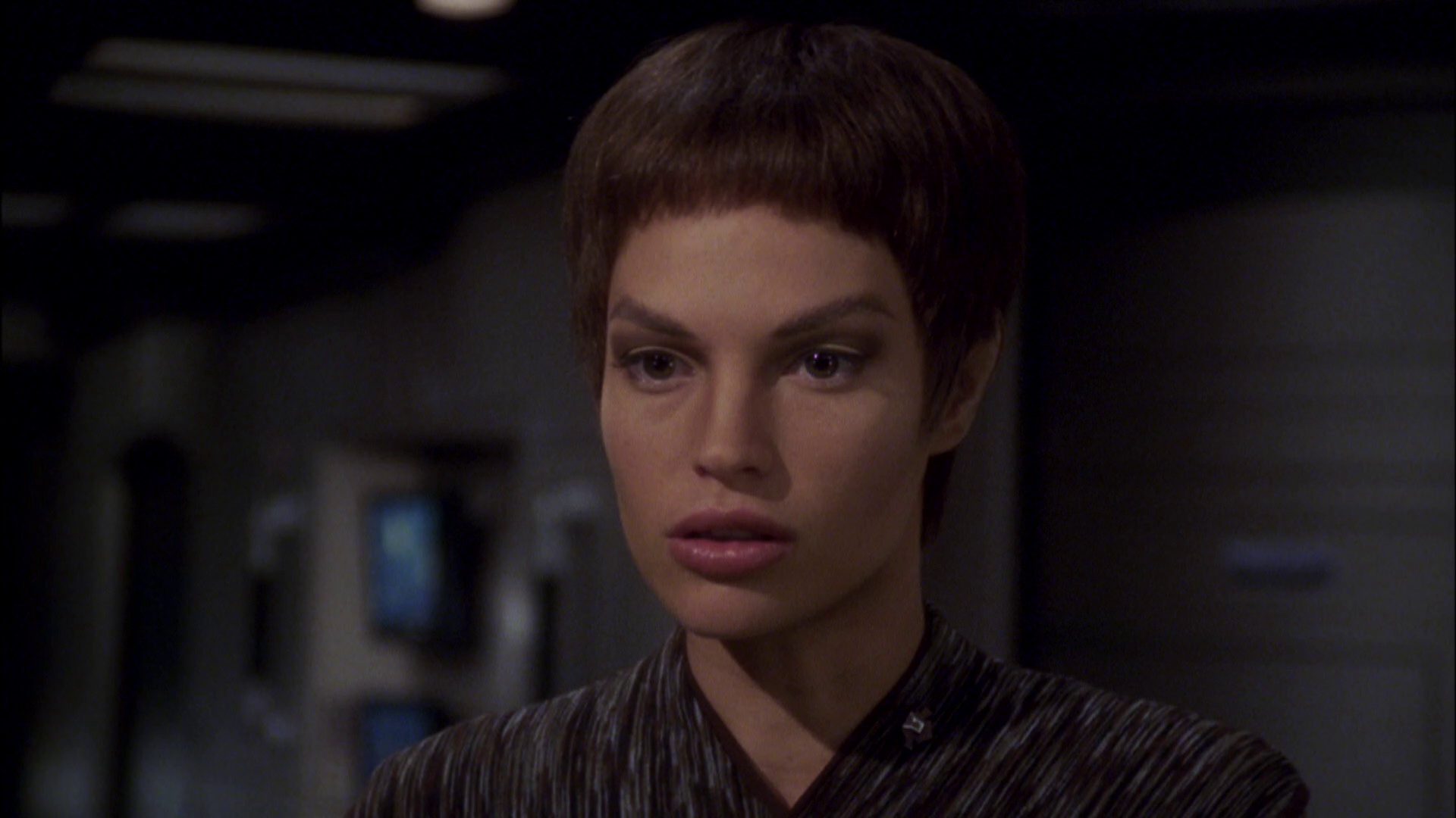 extant_StarTrek_ENT_1x08-BreakingTheIce_3478.jpg