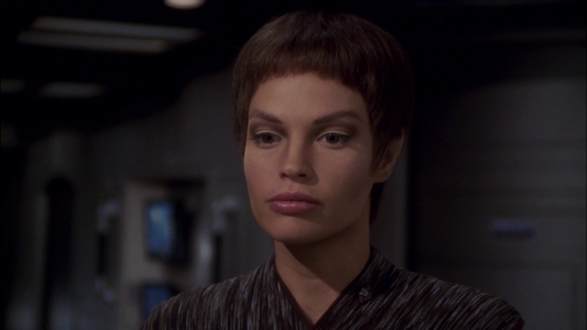 extant_StarTrek_ENT_1x08-BreakingTheIce_3488.jpg