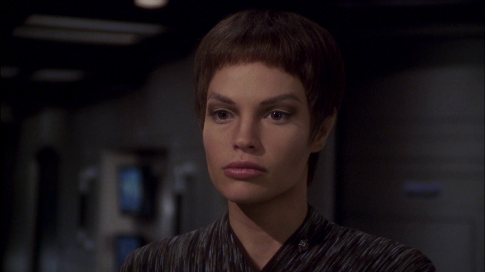 extant_StarTrek_ENT_1x08-BreakingTheIce_3492.jpg