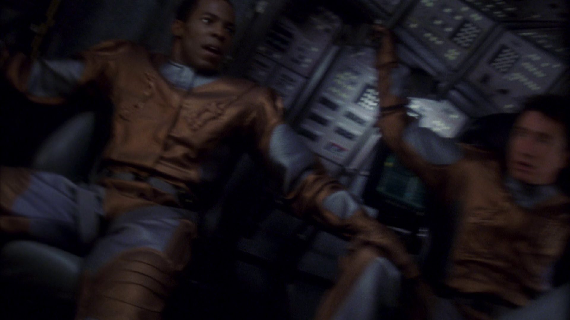 extant_StarTrek_ENT_1x08-BreakingTheIce_3502.jpg