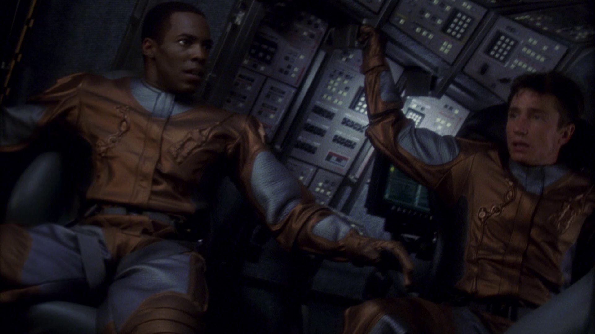extant_StarTrek_ENT_1x08-BreakingTheIce_3506.jpg