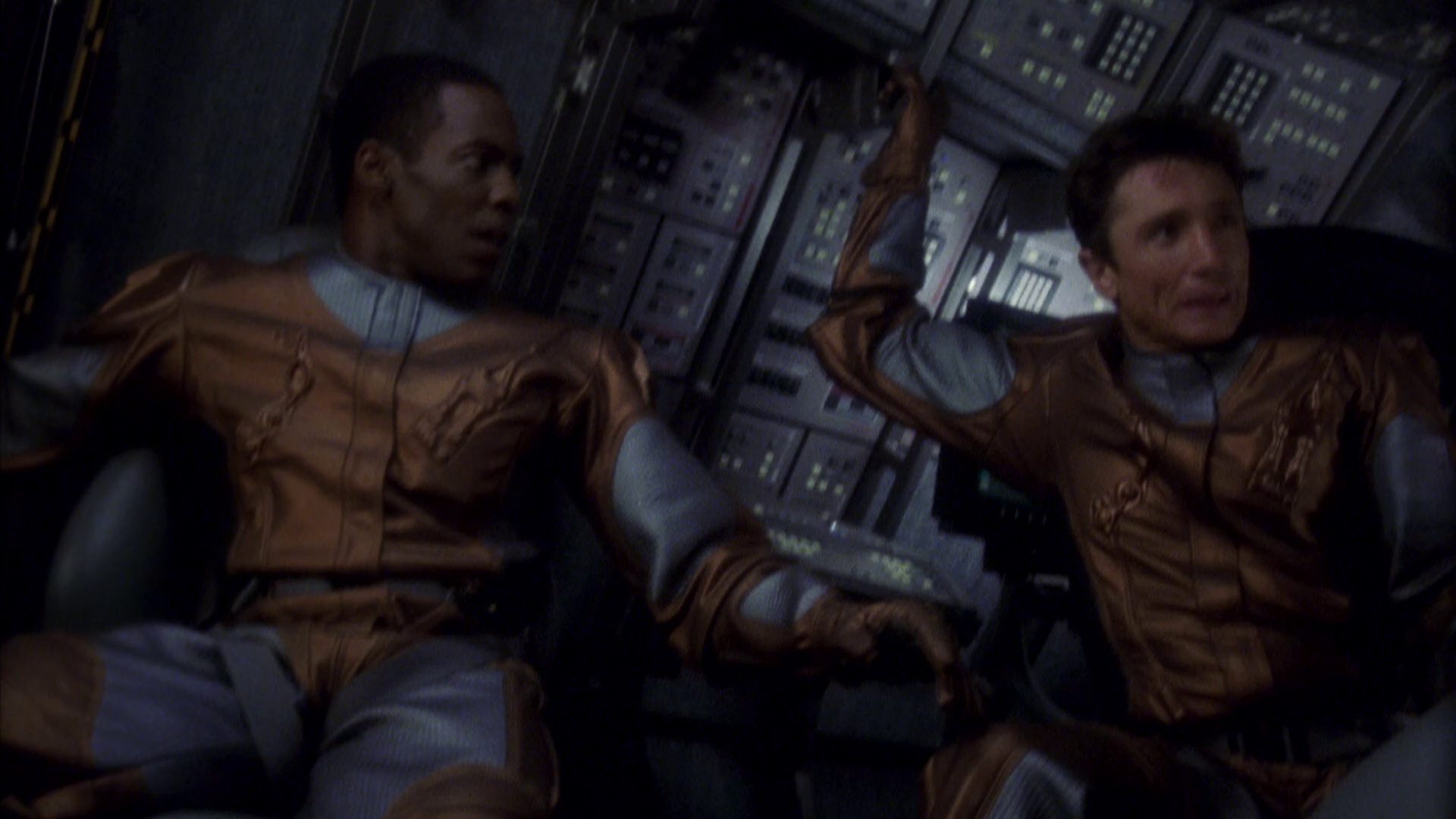 extant_StarTrek_ENT_1x08-BreakingTheIce_3509.jpg