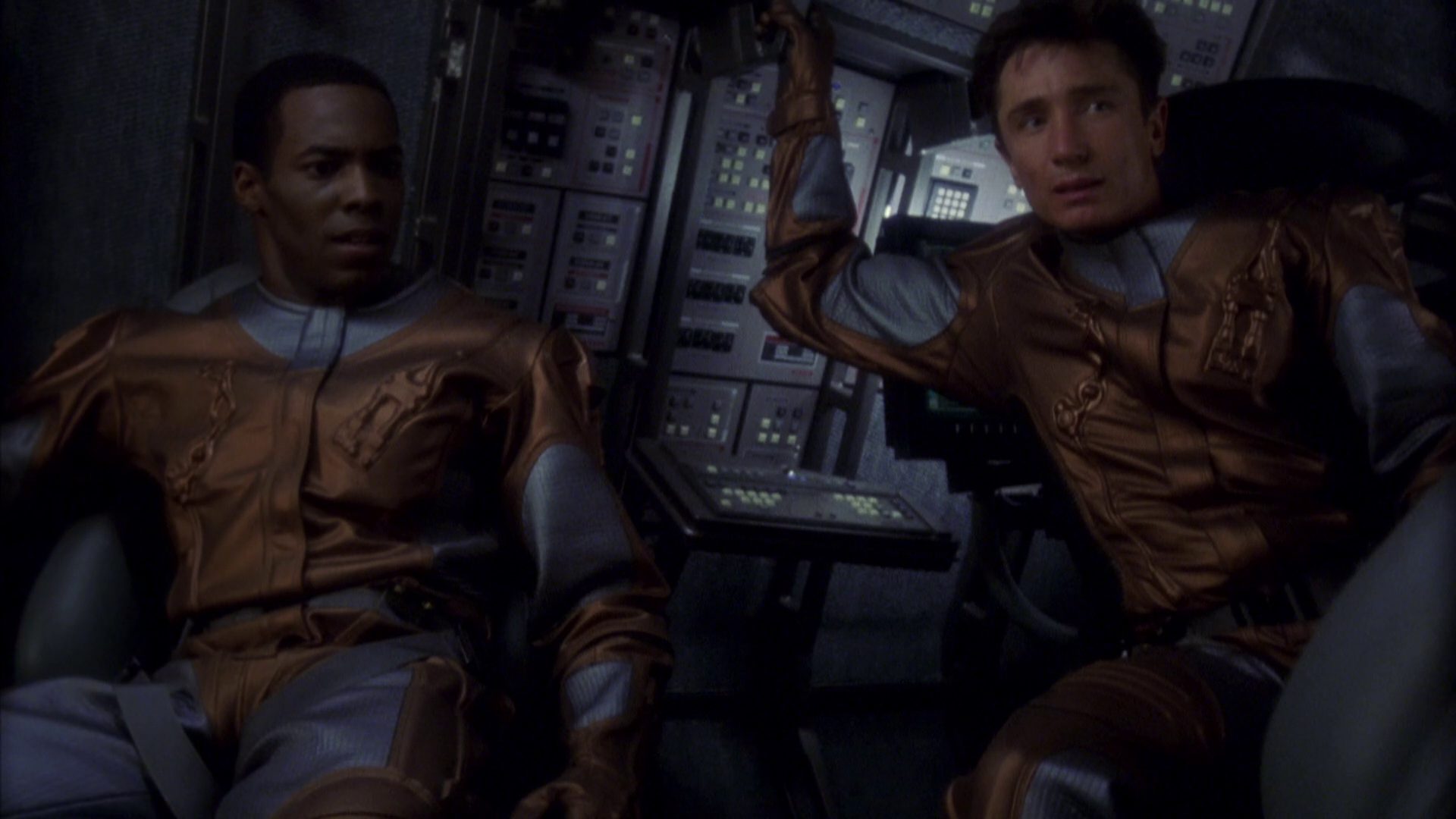 extant_StarTrek_ENT_1x08-BreakingTheIce_3520.jpg