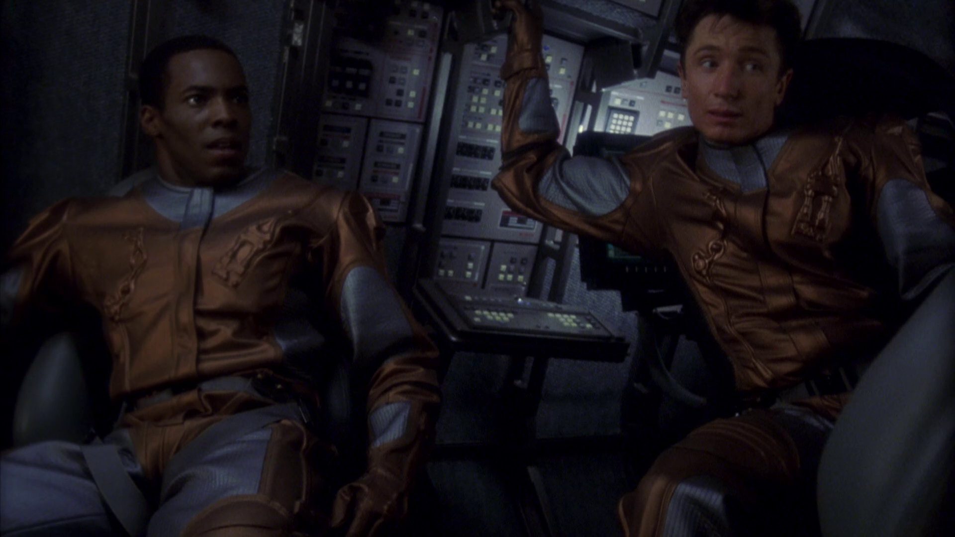 extant_StarTrek_ENT_1x08-BreakingTheIce_3521.jpg
