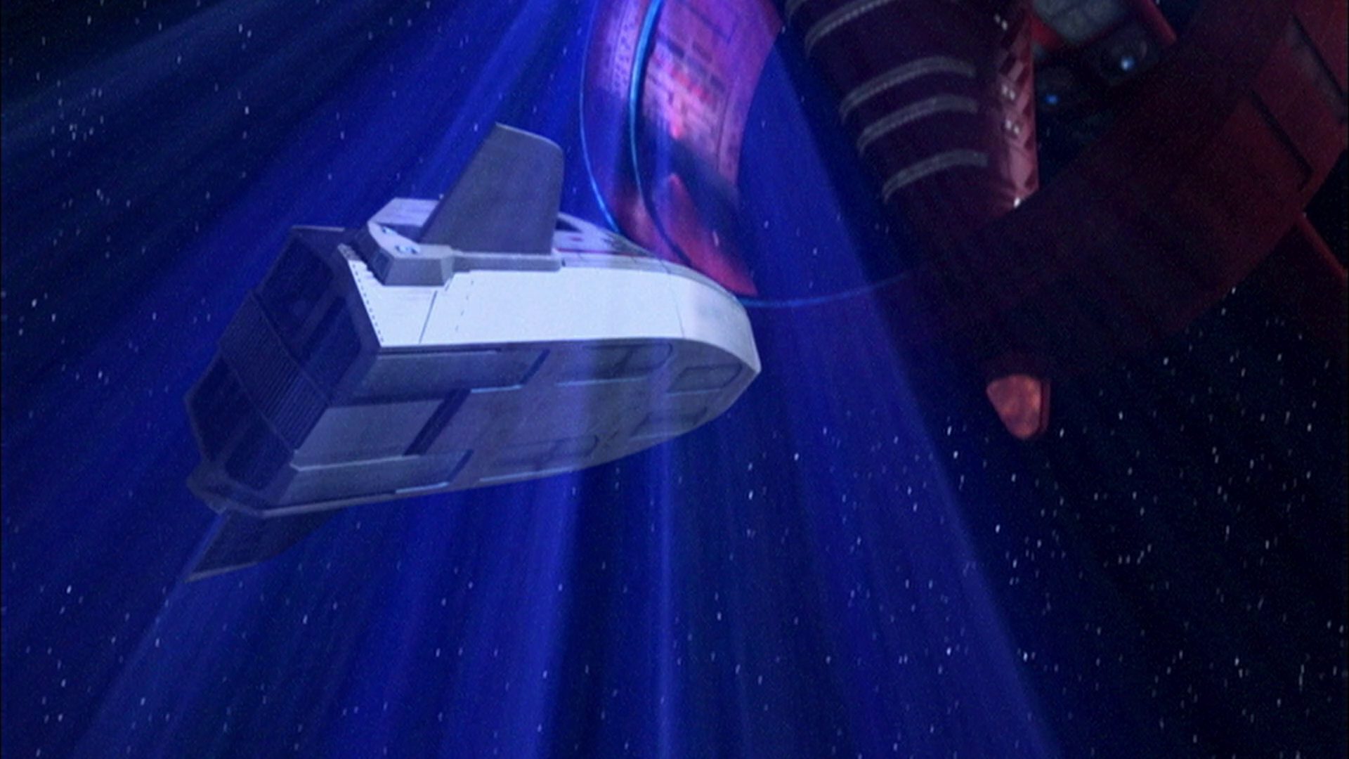 extant_StarTrek_ENT_1x08-BreakingTheIce_3531.jpg