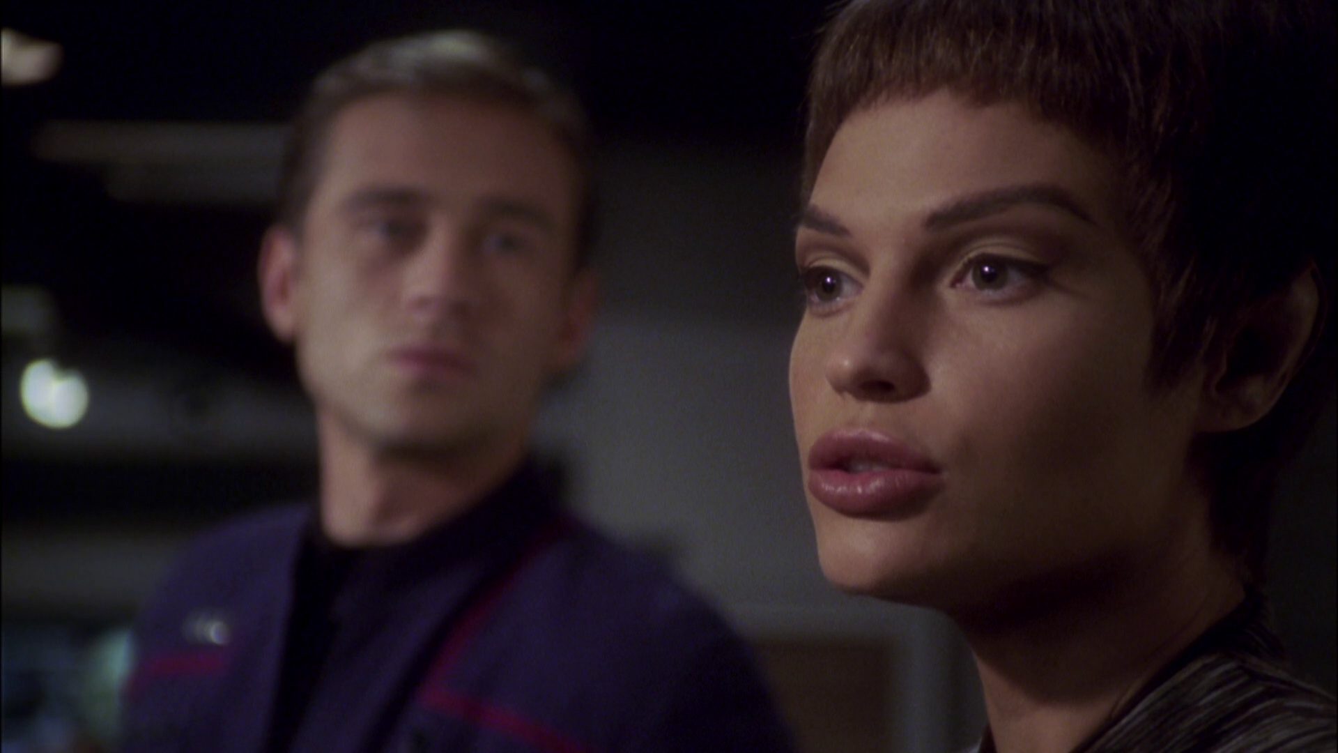 extant_StarTrek_ENT_1x08-BreakingTheIce_3613.jpg