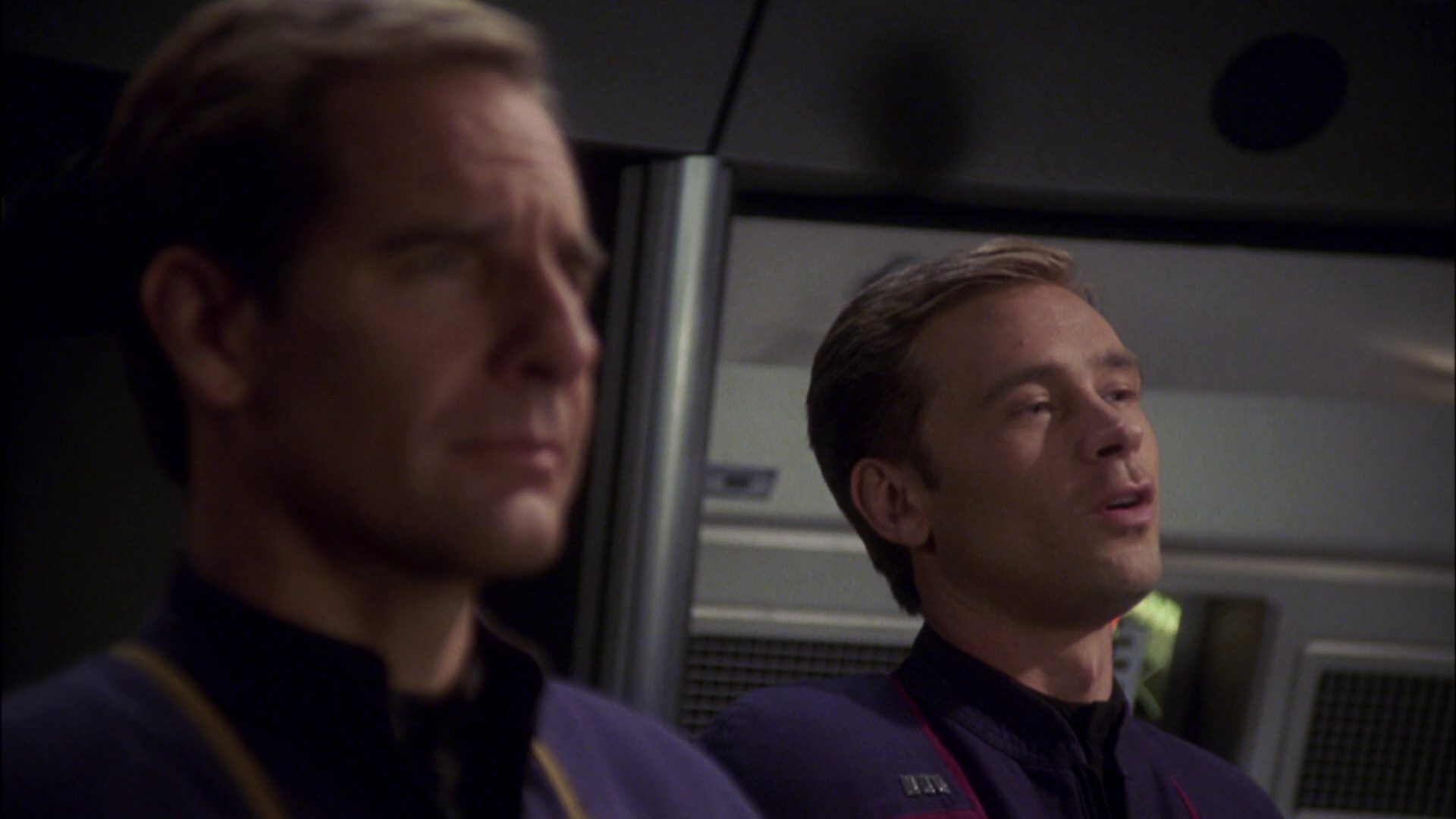 extant_StarTrek_ENT_1x08-BreakingTheIce_3645.jpg