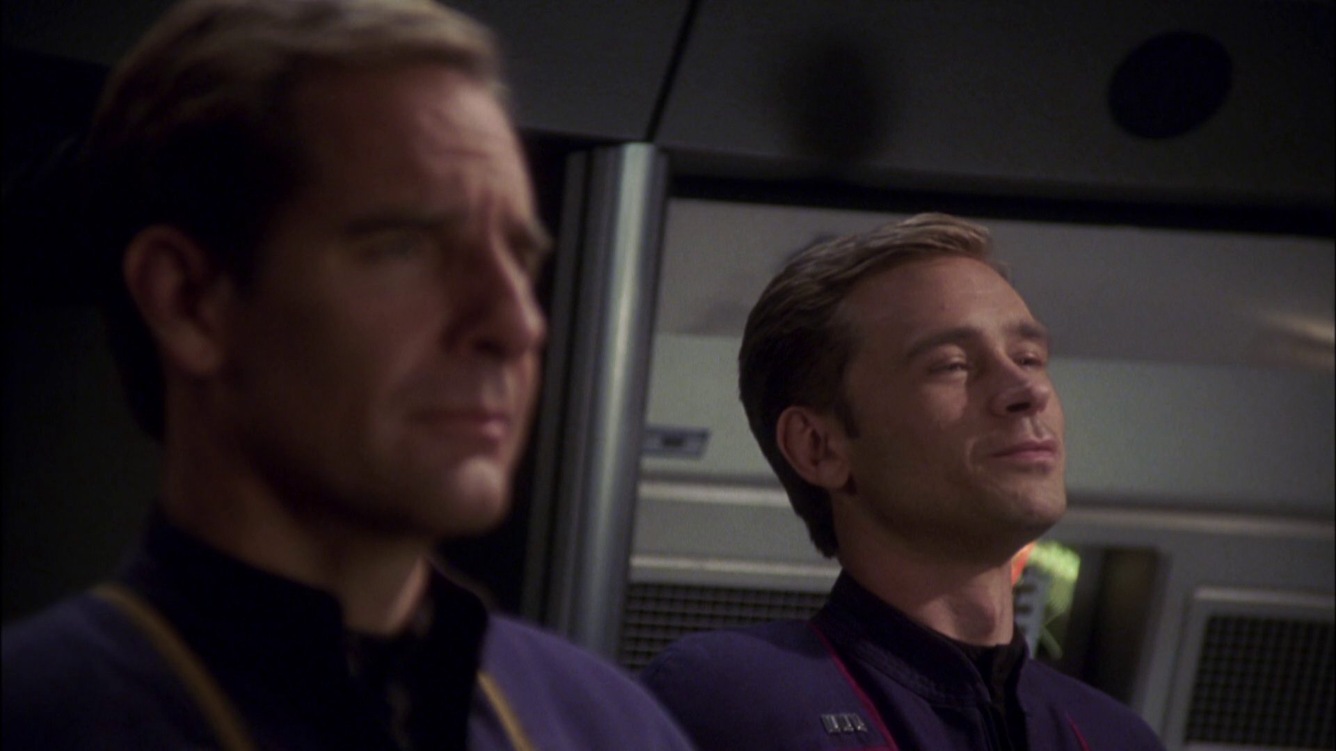 extant_StarTrek_ENT_1x08-BreakingTheIce_3647.jpg
