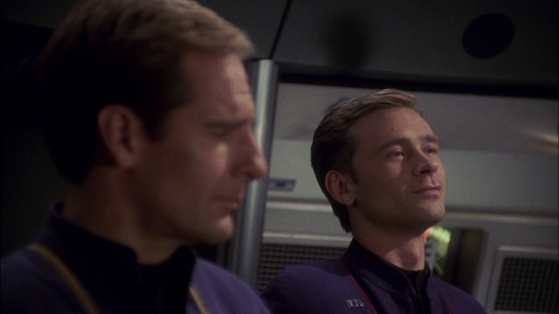 extant_StarTrek_ENT_1x08-BreakingTheIce_3648.jpg