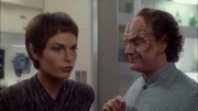 extant_StarTrek_ENT_1x08-BreakingTheIce_1998.jpg
