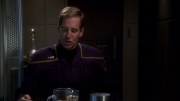 extant_StarTrek_ENT_1x08-BreakingTheIce_2254.jpg