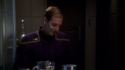 extant_StarTrek_ENT_1x08-BreakingTheIce_2255.jpg