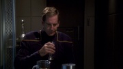 extant_StarTrek_ENT_1x08-BreakingTheIce_2274.jpg
