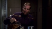 extant_StarTrek_ENT_1x08-BreakingTheIce_2296.jpg