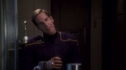 extant_StarTrek_ENT_1x08-BreakingTheIce_2355.jpg