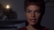extant_StarTrek_ENT_1x08-BreakingTheIce_2855.jpg