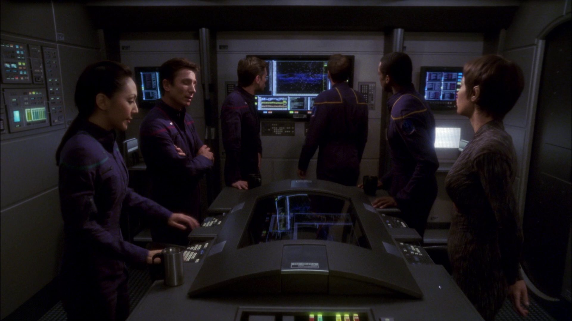 extant_StarTrek_ENT_1x09-Civilization_0027.jpg