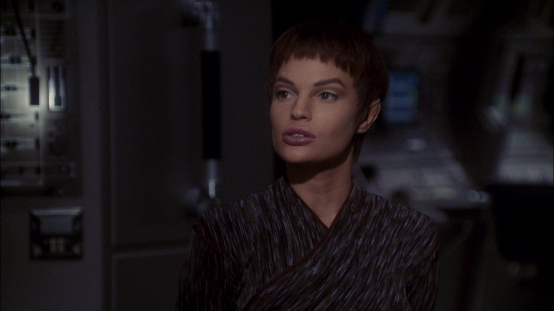 extant_StarTrek_ENT_1x09-Civilization_0029.jpg