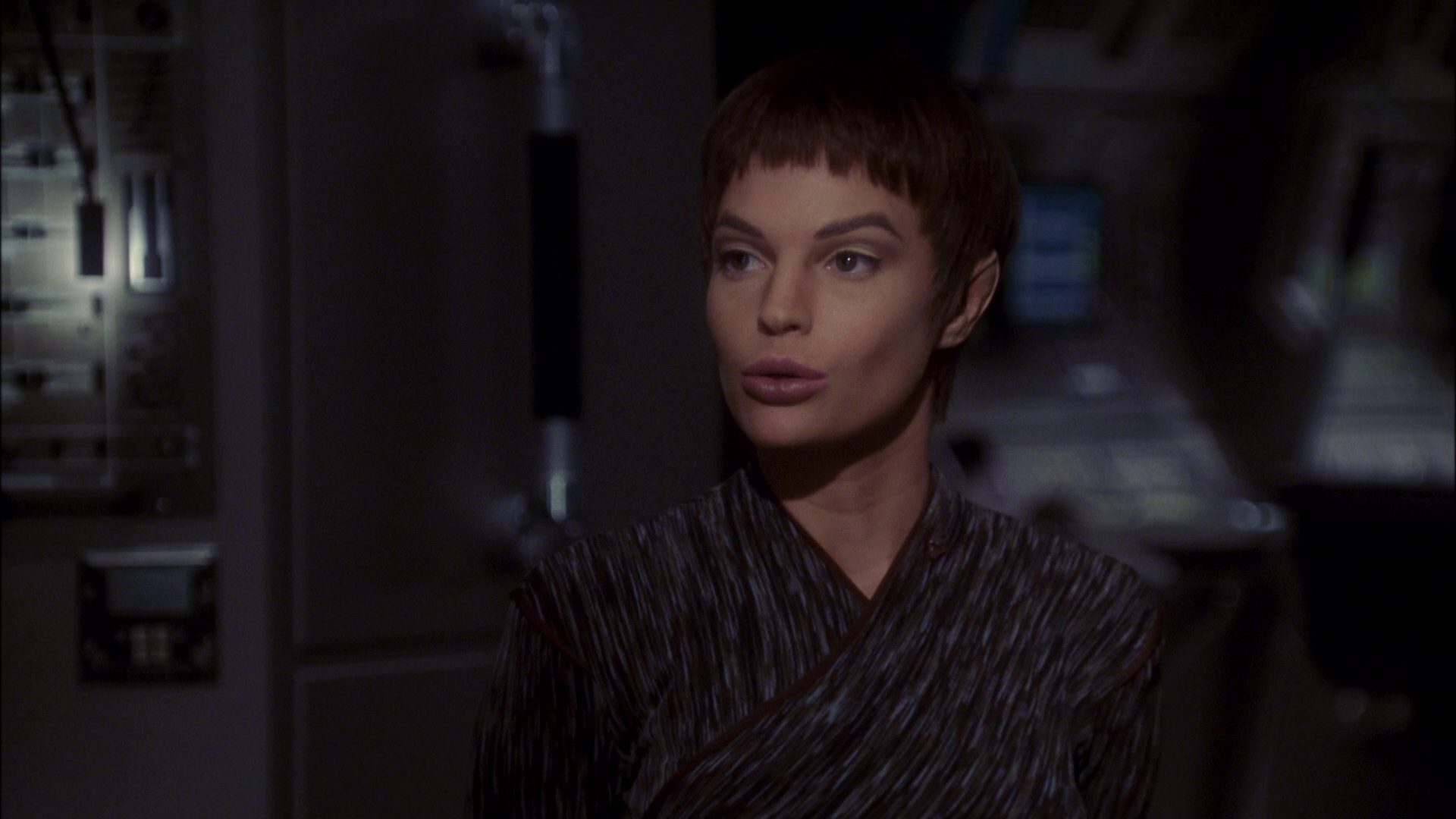 extant_StarTrek_ENT_1x09-Civilization_0030.jpg