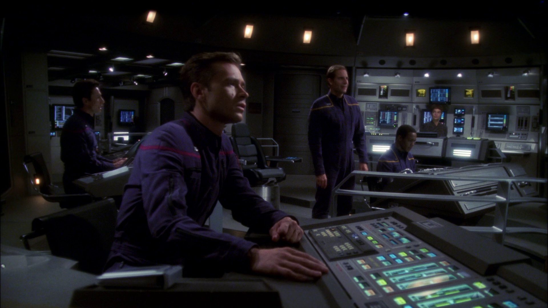 extant_StarTrek_ENT_1x09-Civilization_0237.jpg