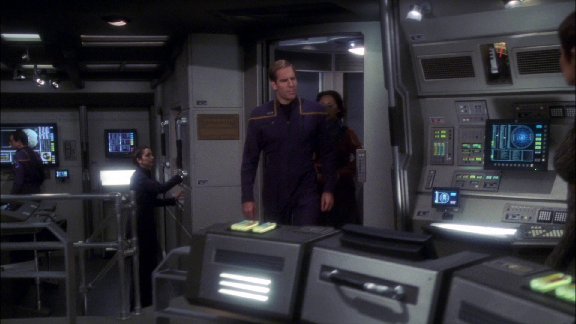 extant_StarTrek_ENT_1x09-Civilization_0562.jpg