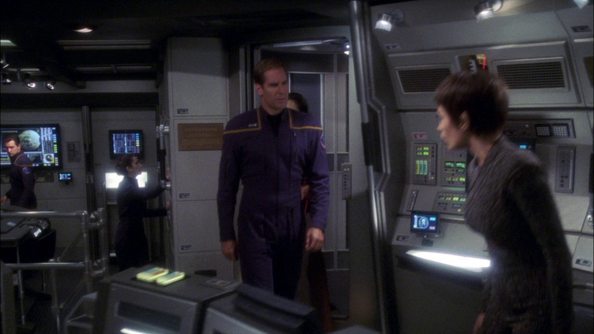 extant_StarTrek_ENT_1x09-Civilization_0563.jpg