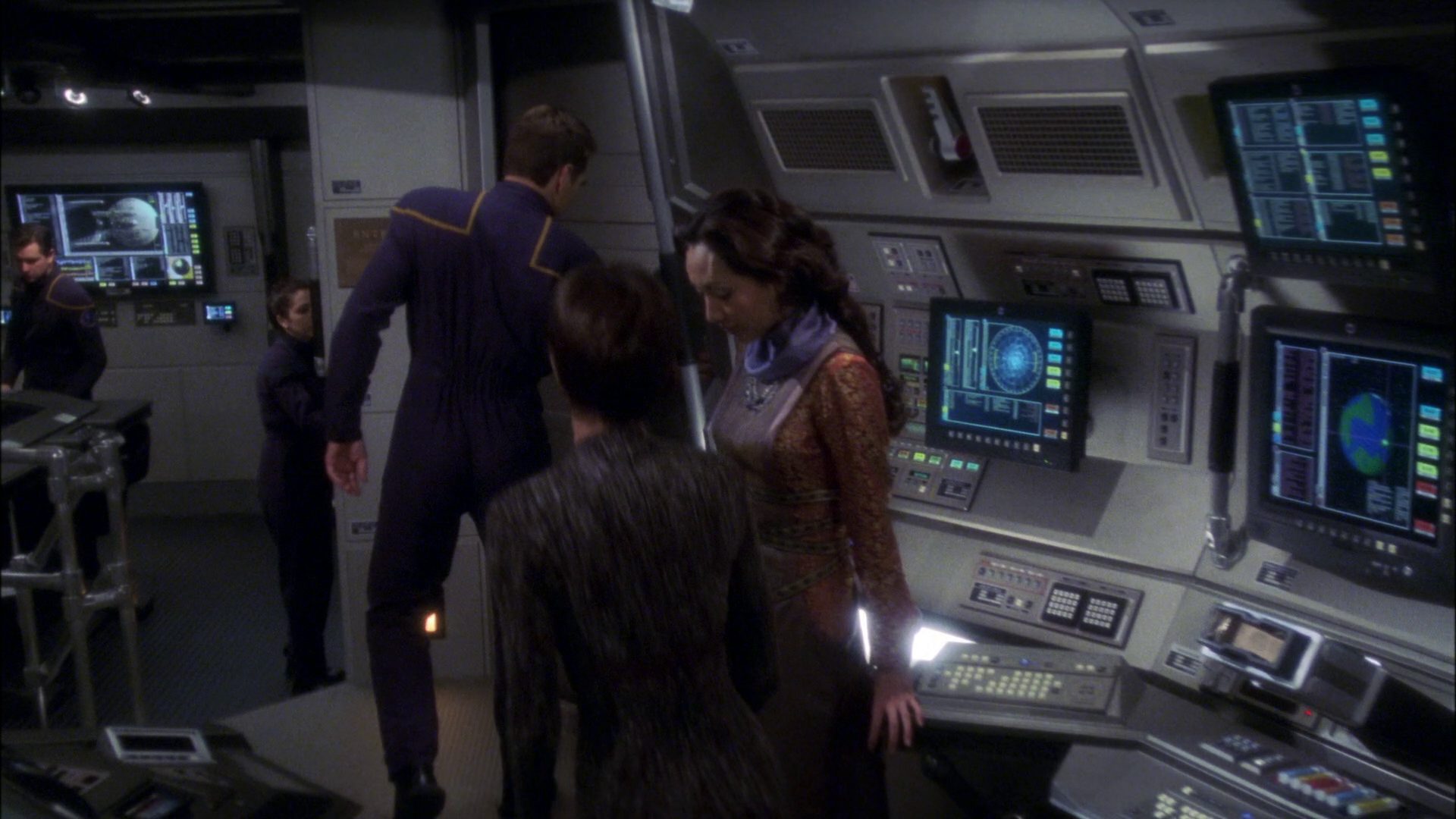 extant_StarTrek_ENT_1x09-Civilization_0611.jpg