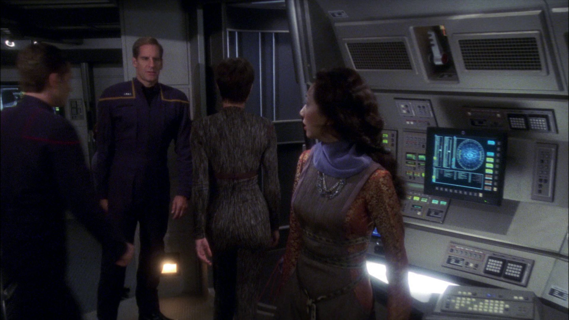extant_StarTrek_ENT_1x09-Civilization_0613.jpg